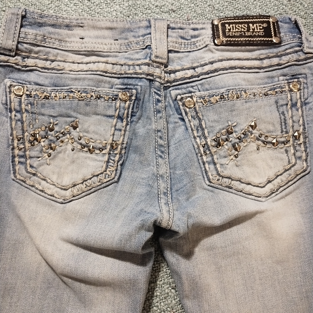 Miss Me Women's Denim Jeans with Embellished Pockets Size 27